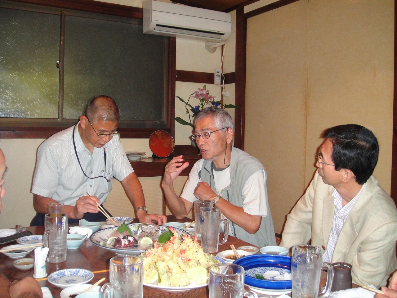 jpg002.jpg